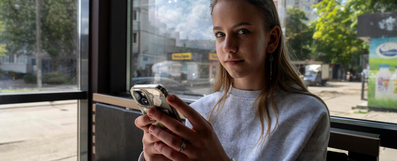 onlain-bezpeka-ditei-iak-batkam-zakhystyty-dytynu-v-interneti-463 onlain-bezpeka-ditei-iak-batkam-zakhystyty-dytynu-v-interneti-463-image